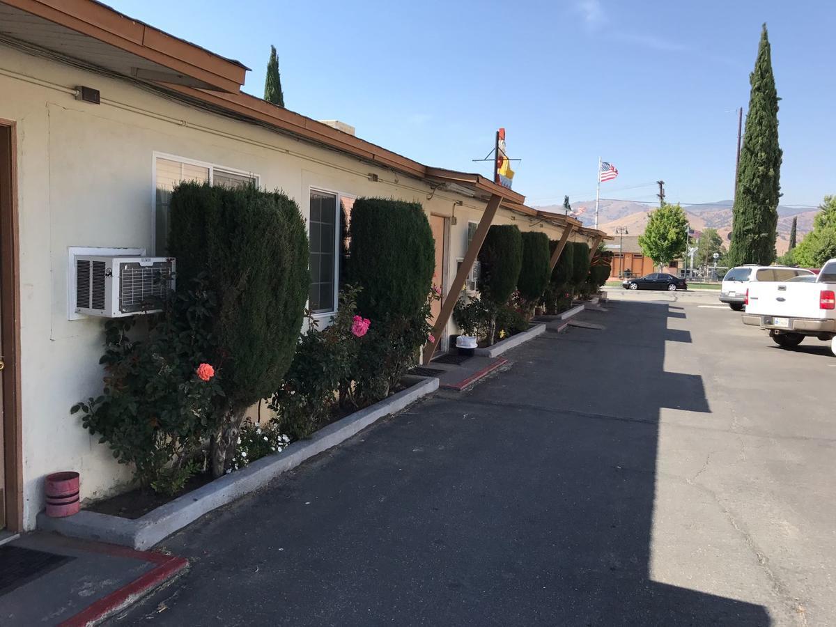 Santa Fe Motel テハチャピ エクステリア 写真