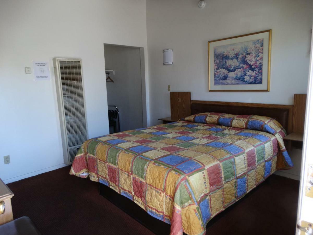 Santa Fe Motel テハチャピ エクステリア 写真